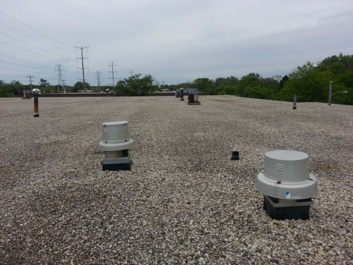 Commercial flat roof replacement